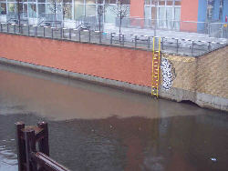 Dreck in die Spree eingeleitet